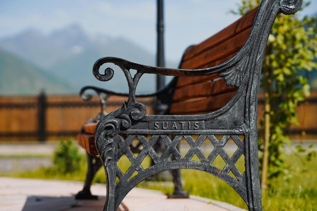 Suatis Resort Kazbegi Buitenkant foto
